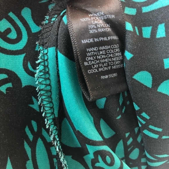 Express Silky Black and Turquoise Laced Tank XS - Picture 4 of 4